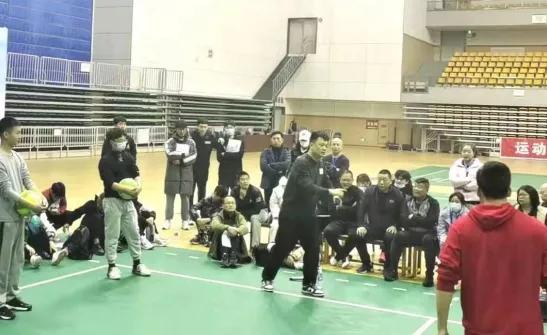 湖南省气排球一级裁判怎么注册,江苏省气排球一线社会指导员培训