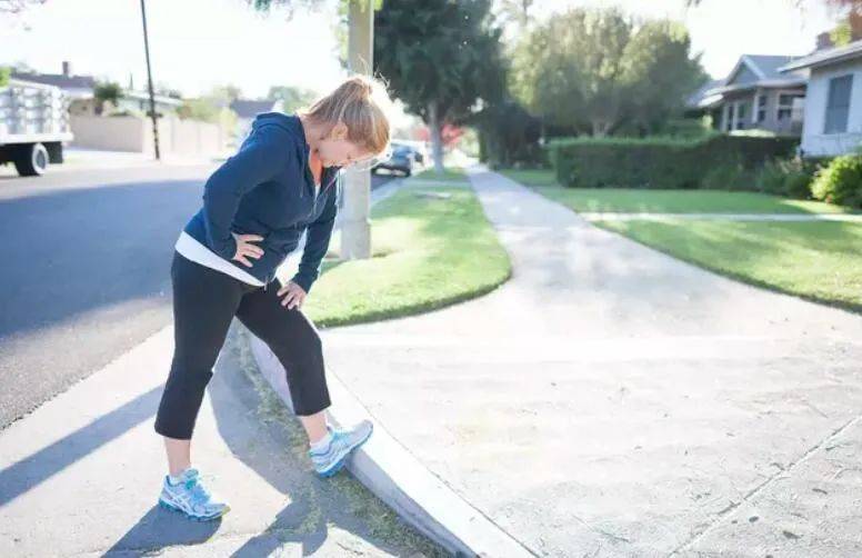 跑步脚踝疼的按摩方法,跑步锻炼脚踝关节的方法