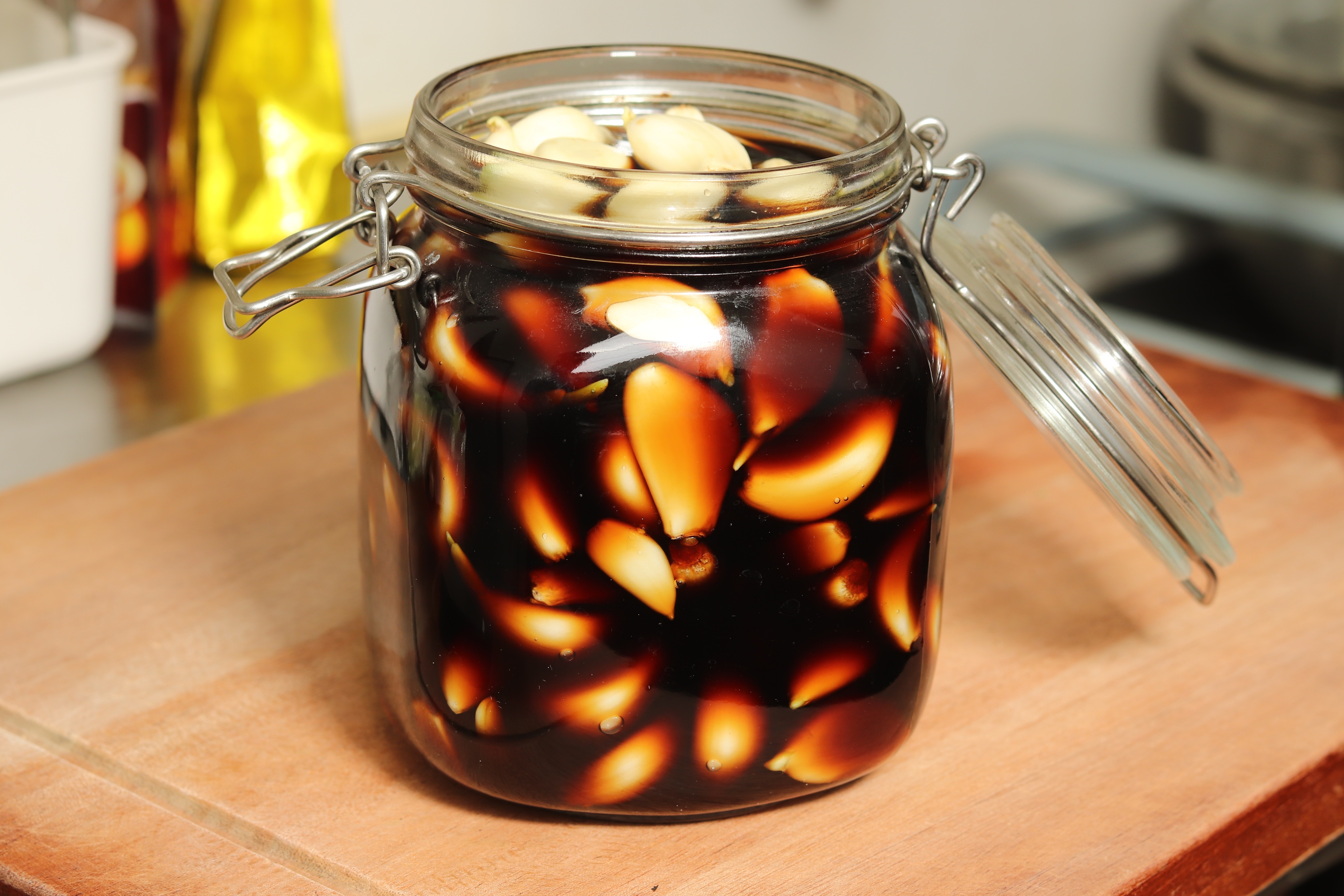 醋腌腊八蒜的正确方法,用醋腌腊八蒜的正确方法