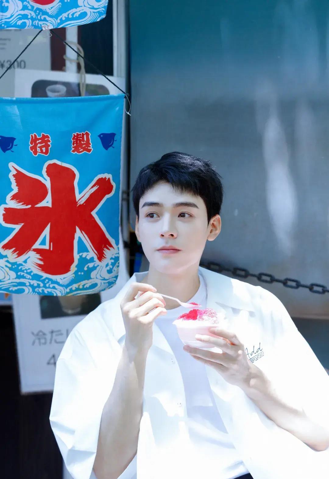 校草脸男星图鉴,男校草图片帅气