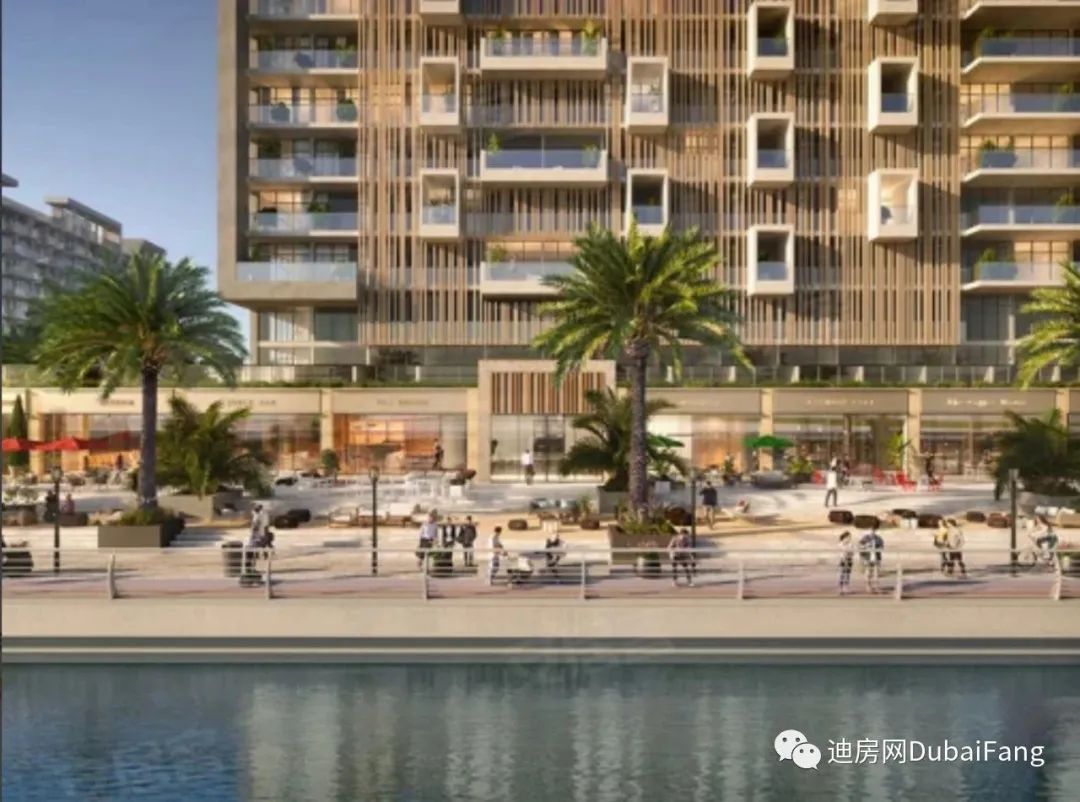 迪拜朱美拉皇冠假日酒店,迪拜朱美拉小镇