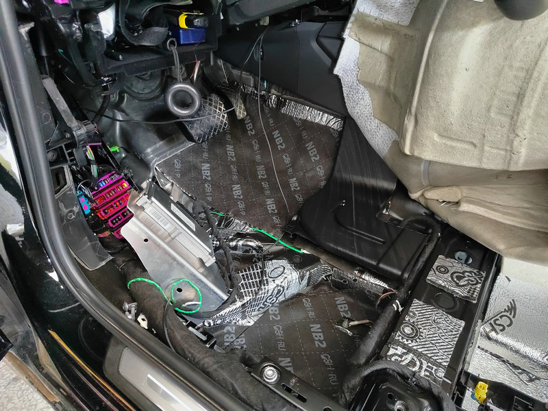 奥迪a6l隔音效果最好的一款车型,新款奥迪a6l四门隔音