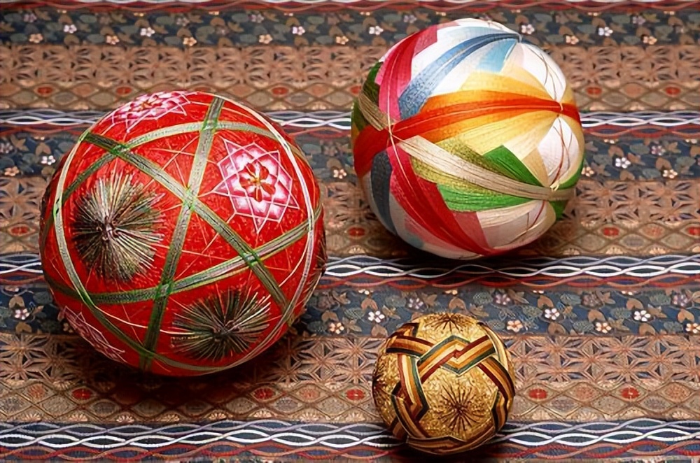 中国古代蹴鞠起源于哪个朝代,中国古代体育运动蹴鞠的视频