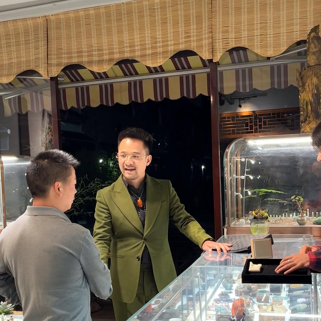 龙校长手镯鉴定,龙校长聊手镯