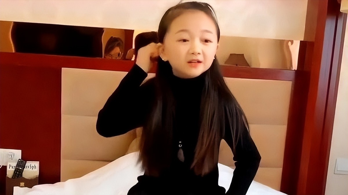 身高不足一米的女孩嫁给男孩,身高不到1米的女孩2016