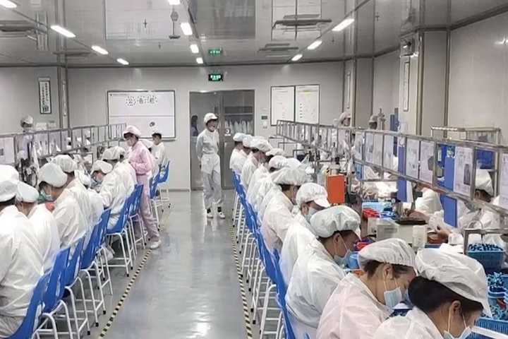 从厂妹到谷歌年薪80万元程序员,最年轻年薪百万女程序员