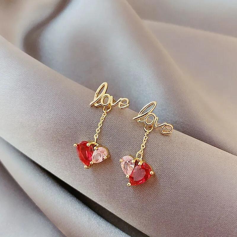 今饰缘妃家的耳饰