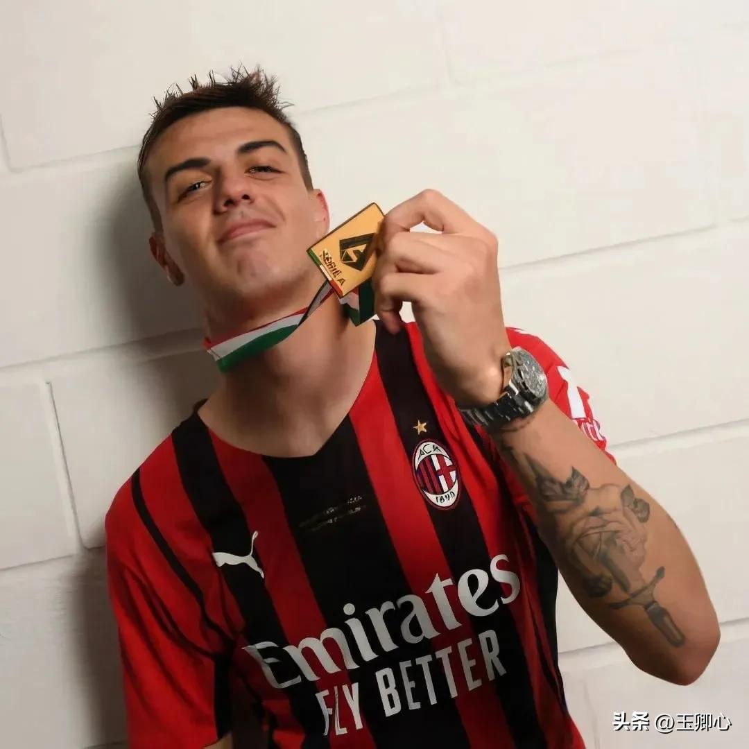 足球诗人贺炜完整版,足球诗人贺炜2022完整版解读