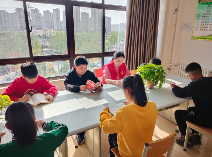 洛阳偃师“两委+物业”小区共管新模式绘就齐庄社区群众美好生活