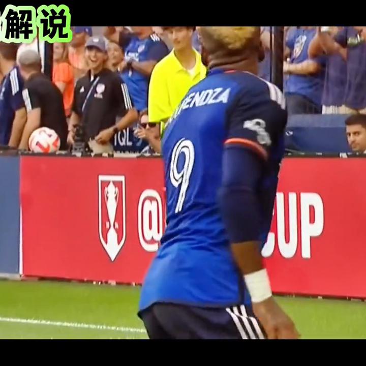 球王梅西天神下凡率一场未败夺冠,这就是球王梅西原版