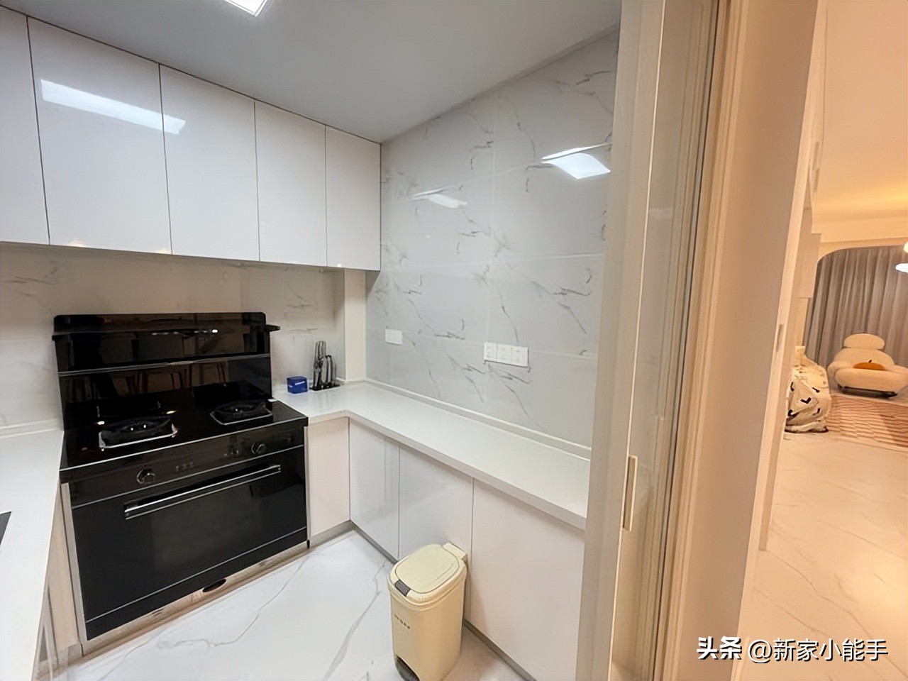 装修房子轻奢法式奶油风三室一厅,新房装修极简奶油风