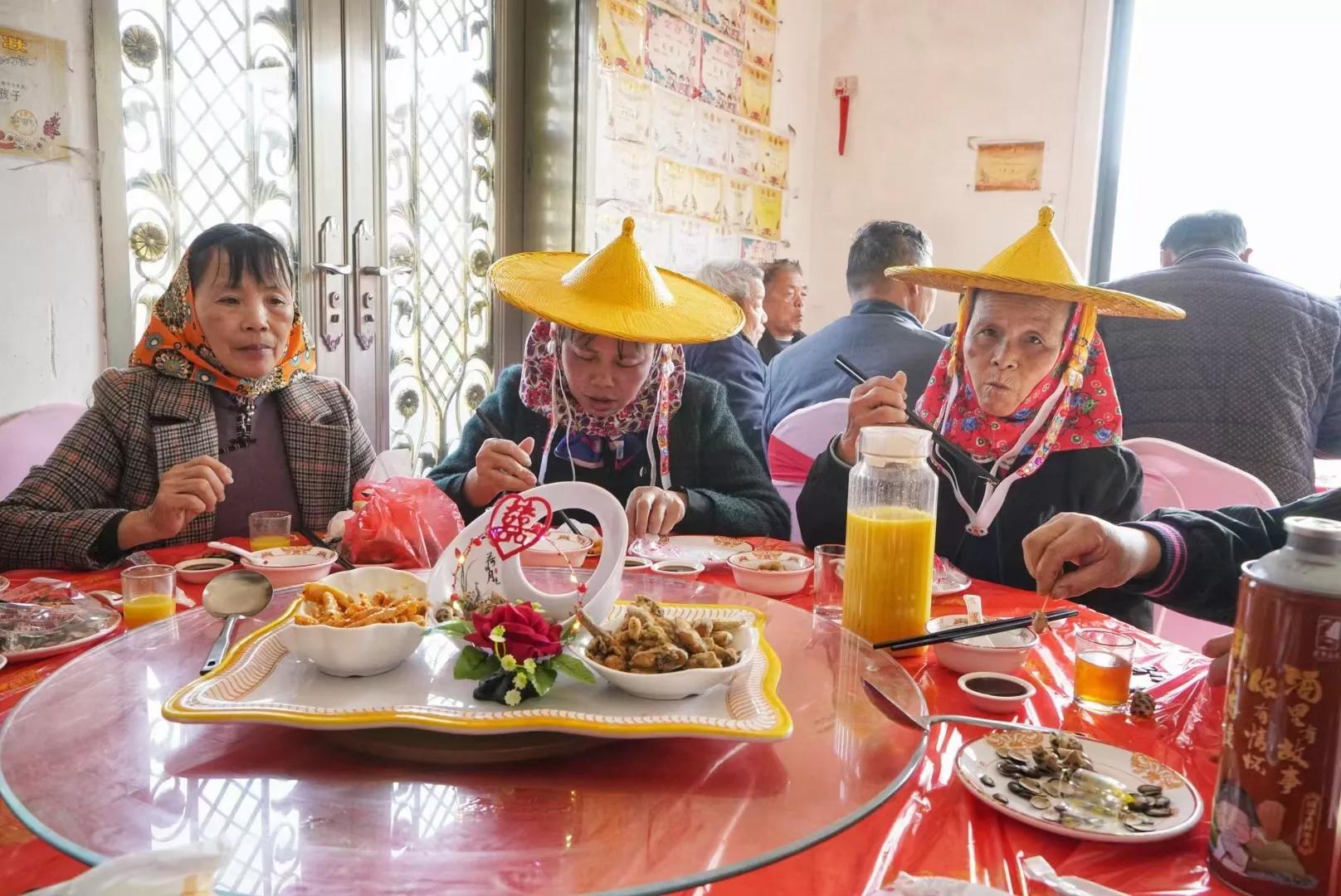 旧时惠安女奇特婚俗,传统的惠安女婚嫁习俗