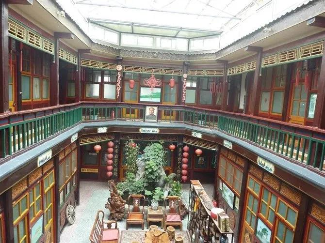 中国历史上有名的“*灯区红**”：八大胡同里那些风花雪月的事