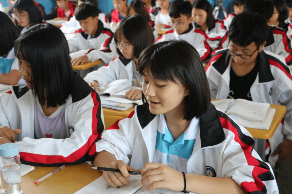 就业前景最好的工科专业排名,十大就业率高的本科专业排名