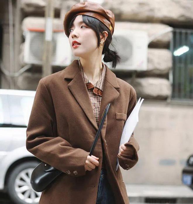 古典美式和轻奢美式哪个好,古典法式与美式