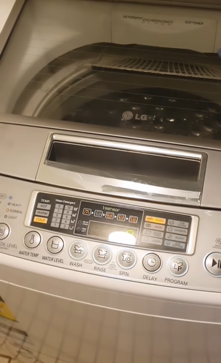 小哥为省钱在悉尼捡垃圾，年赚2万澳币，名包手机电脑随地捡？