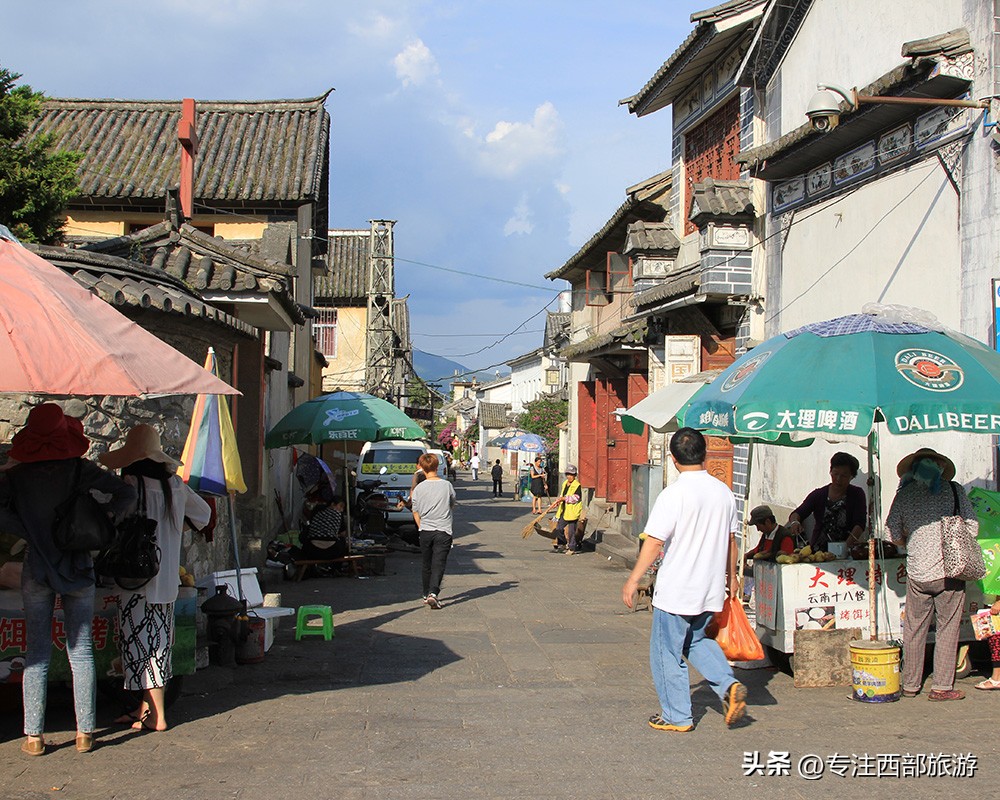 成都泸沽湖邛海旅游攻略,四川泸沽湖万亩草海秋景