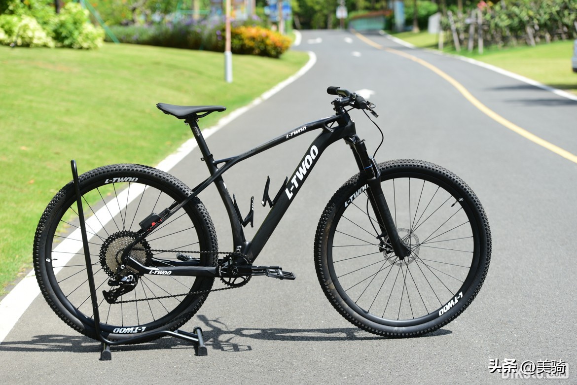 java全碳纤维油压碟刹改装,公路车碟刹电子变速套件推荐