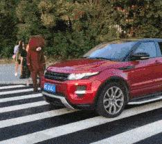 好友不回消息搞笑段子,打电话聊很久的搞笑段子