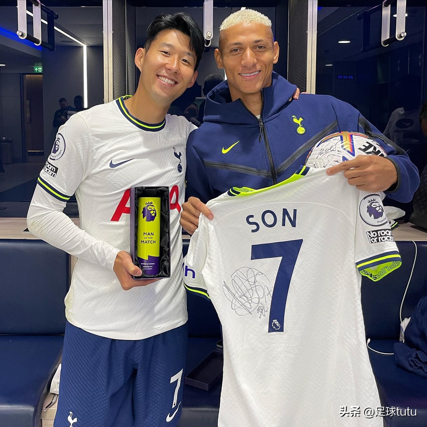 小学生才做选择下一句,小孩才做选择成年人全都要