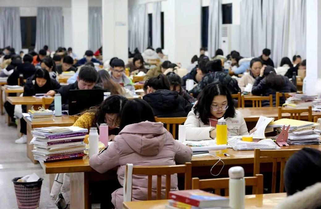 考研初试第一上岸的几率,考研成功上岸最忌讳做这几件事