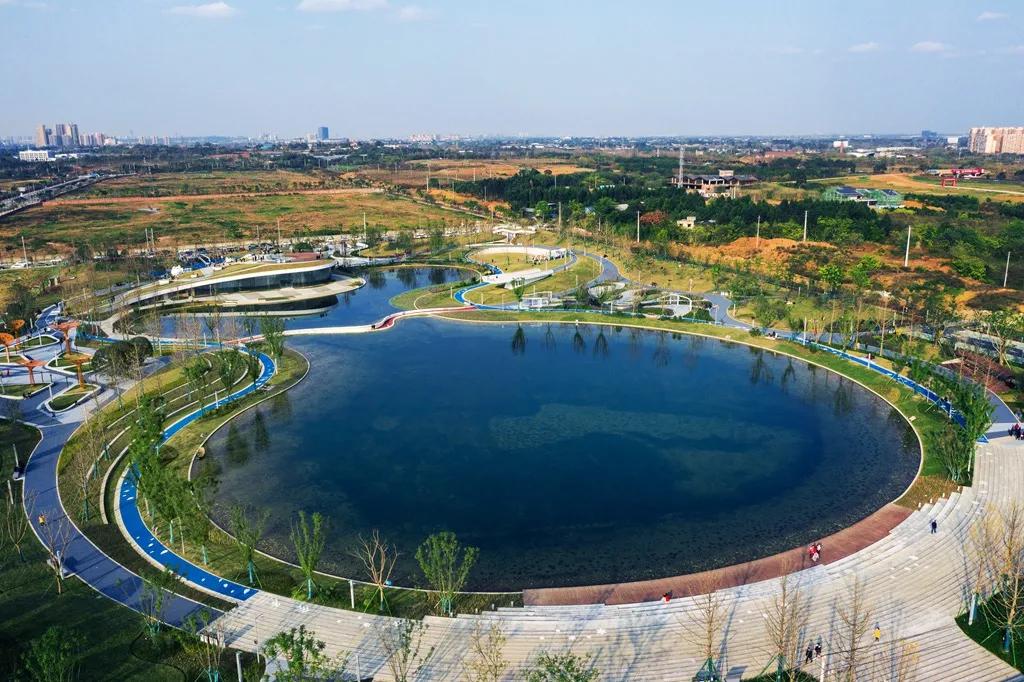 全环贯通一周！看看成都人的周“迹”