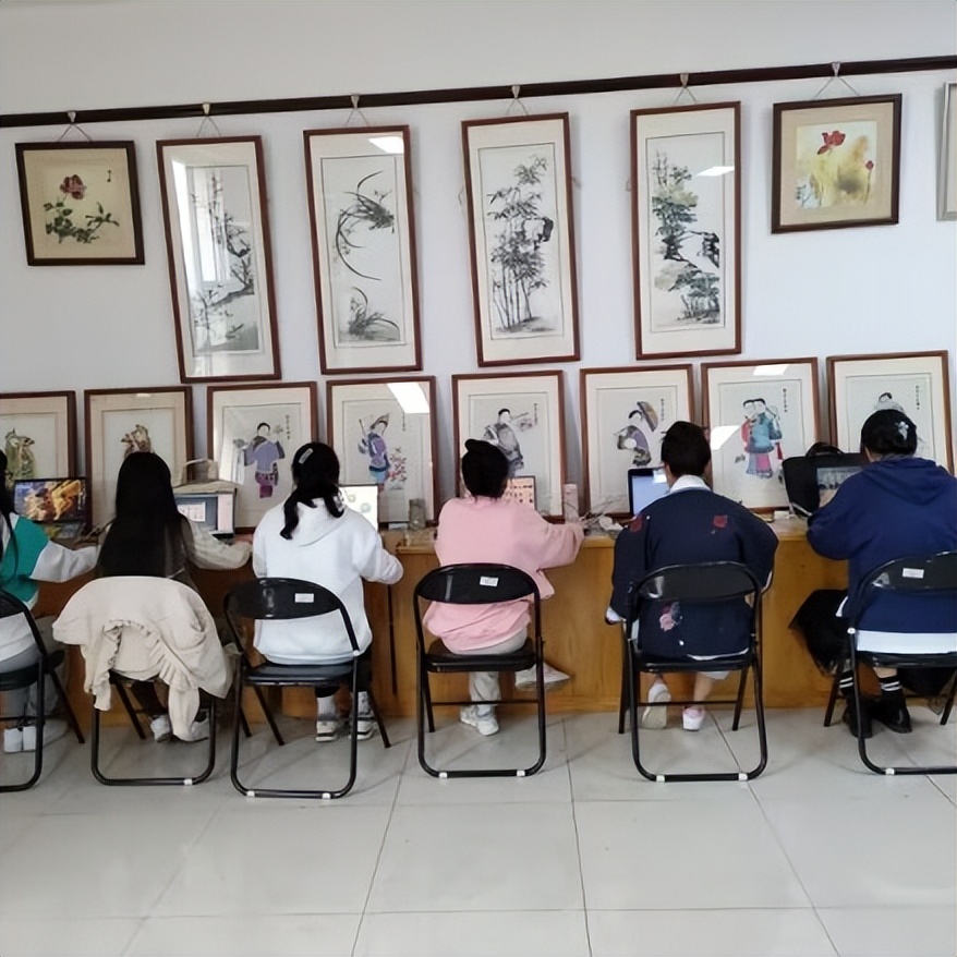 校企合作共建实训基地,校企专业共建