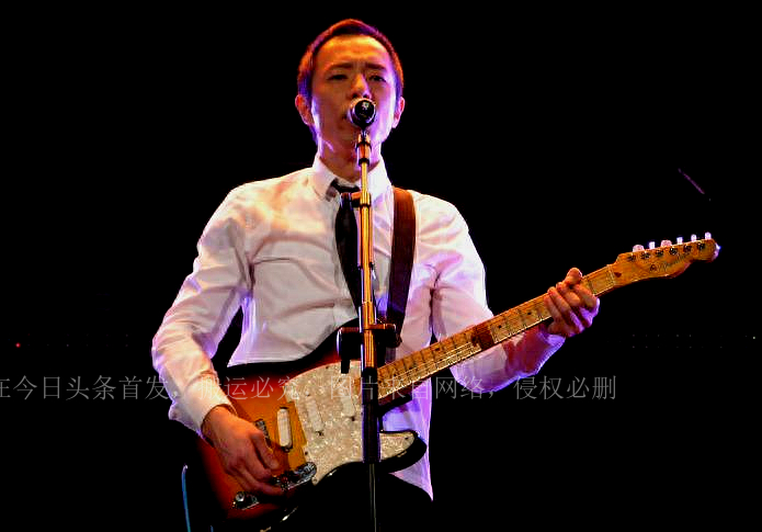 黄贯中是碰巧加入beyond的吗,黄贯中在解散时说的话