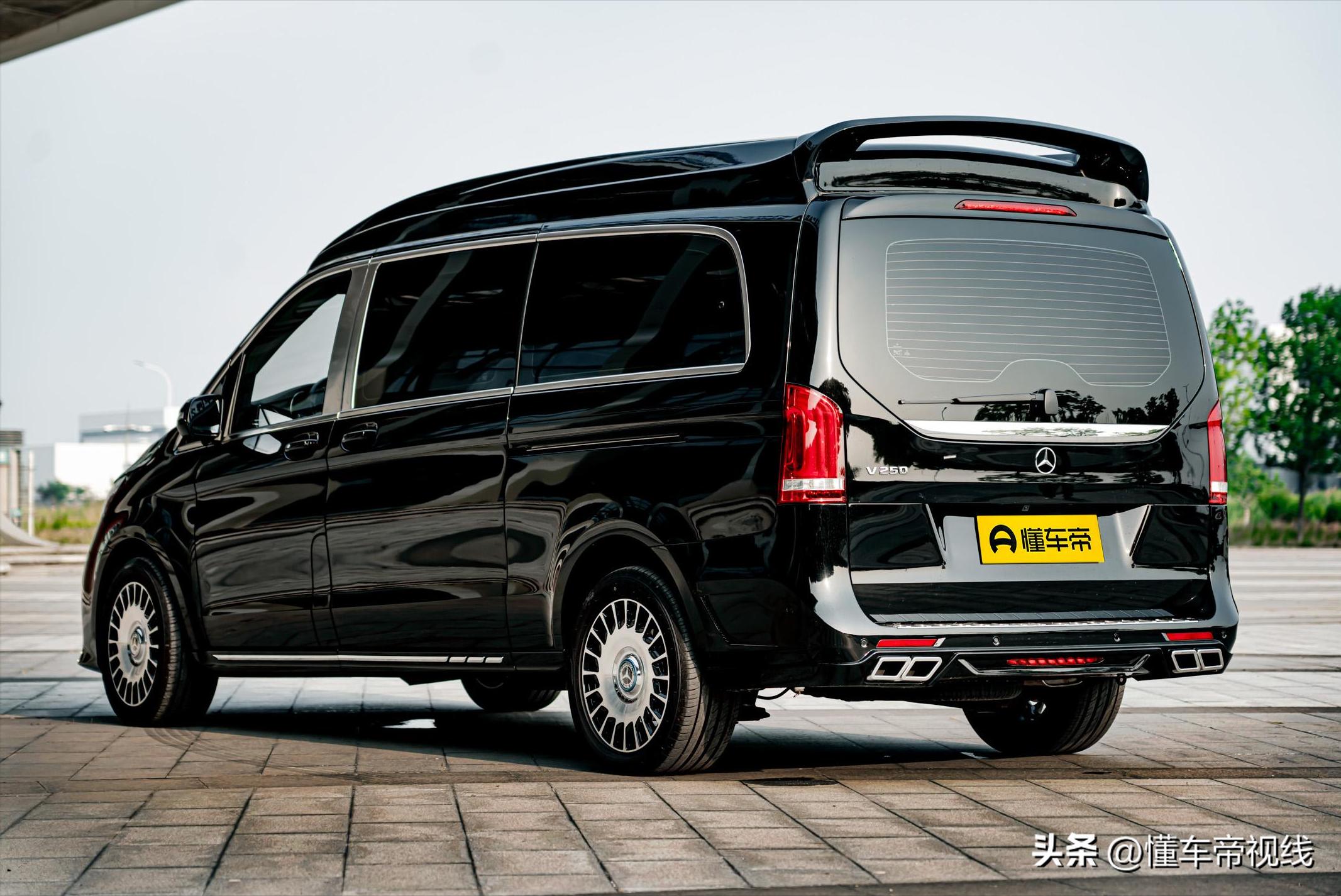 新车奔驰v8落地价,2023奔驰豪华商务车最新款价格