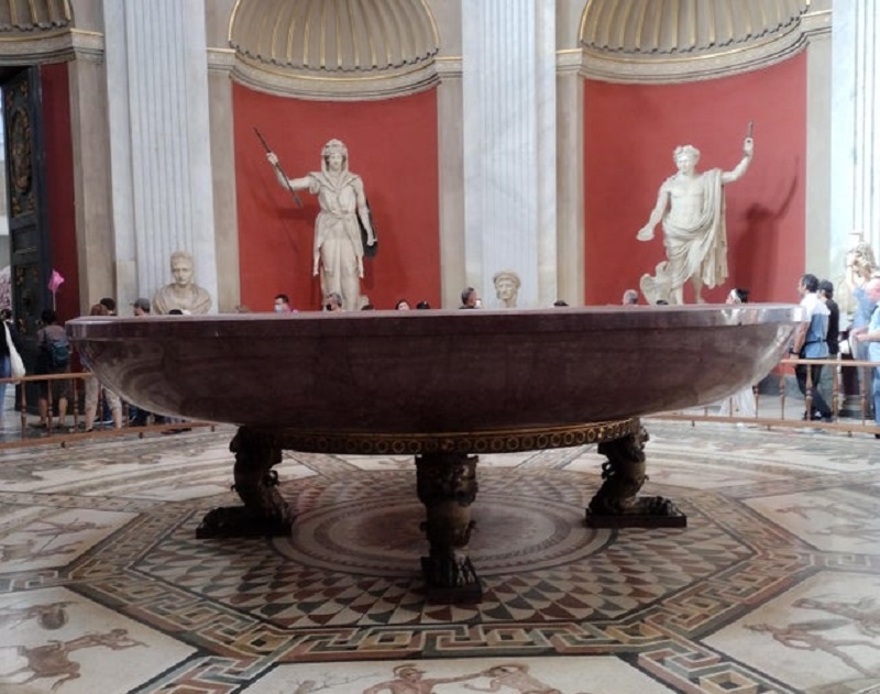 印度男子骑自行车去瑞典,印度小伙骑自行车追求瑞典女孩