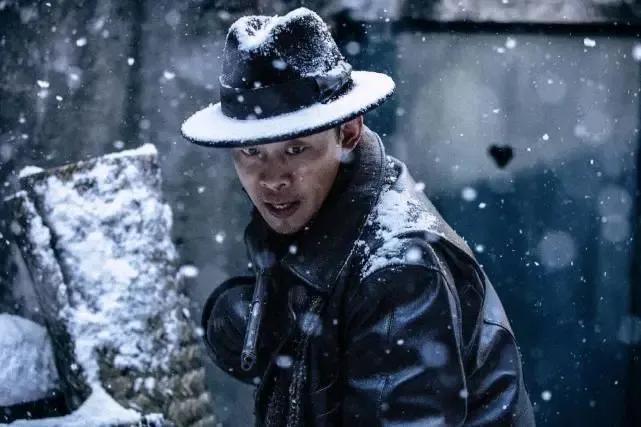 票房近十亿的《悬崖之上》，为什么被称为口碑之作？