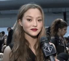 有这几个特点的女生打车去染浅发