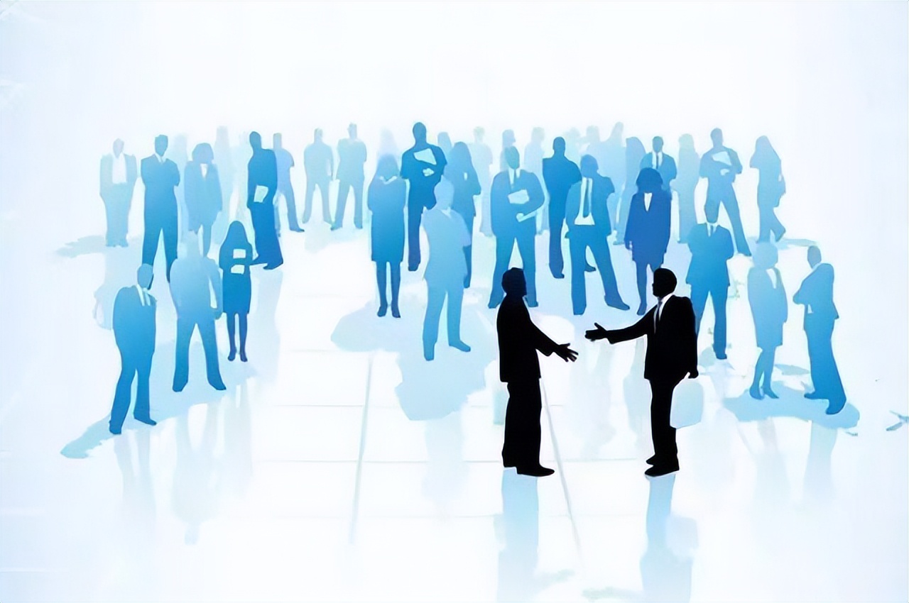 分析内向的人如何看待社交800字,关于社交的一点看法