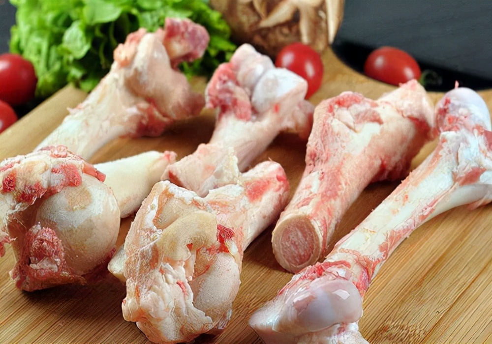 两个月狗狗拉稀怎么回事?幼犬拉稀怎样治疗好得快?