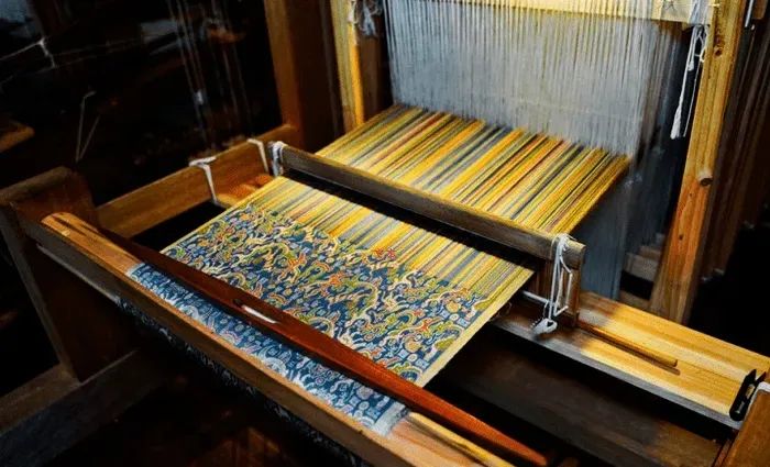 南京云锦有多少年的历史了,南京云锦最顶级的一件