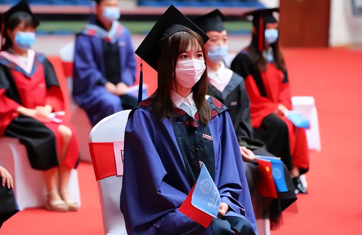 211研究生毕业薪酬多少,211的研究生毕业工作大概薪资多少