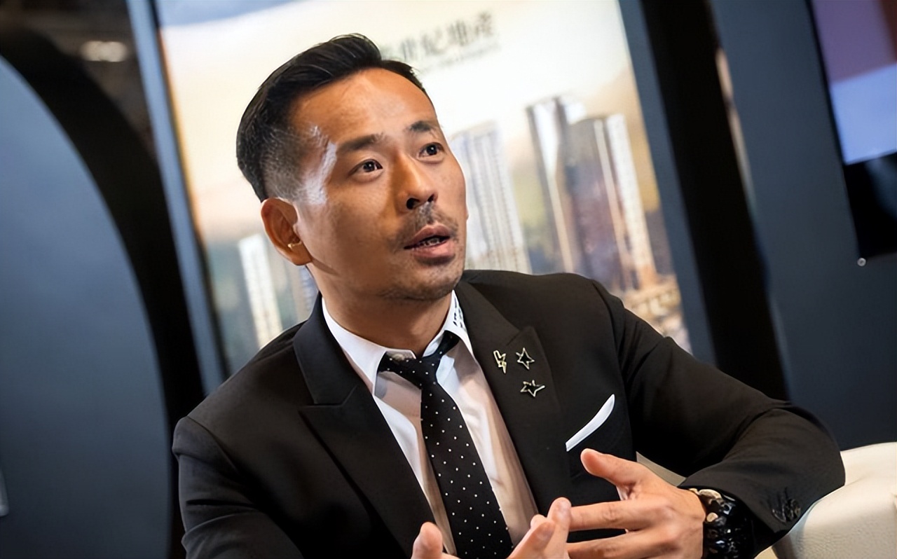 安以轩吴佩慈胡静刘亦菲,安以轩袁姗姗关系