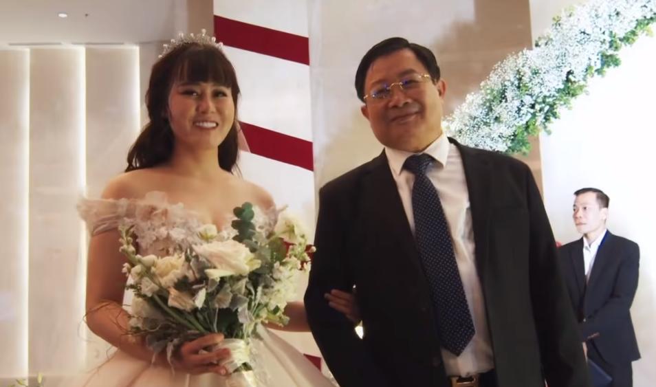 富豪好骗：越南农村妇女假扮千金小姐，戏耍30名富豪，诈骗2700万