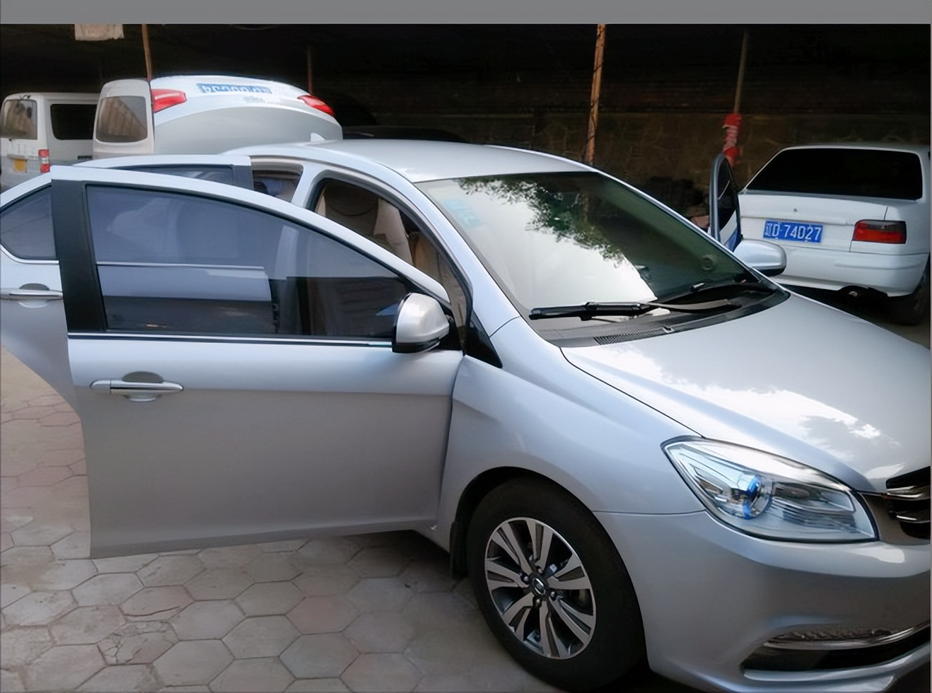 4个月前一时冲动零首付买车了，现在无力偿还车贷怎么办？