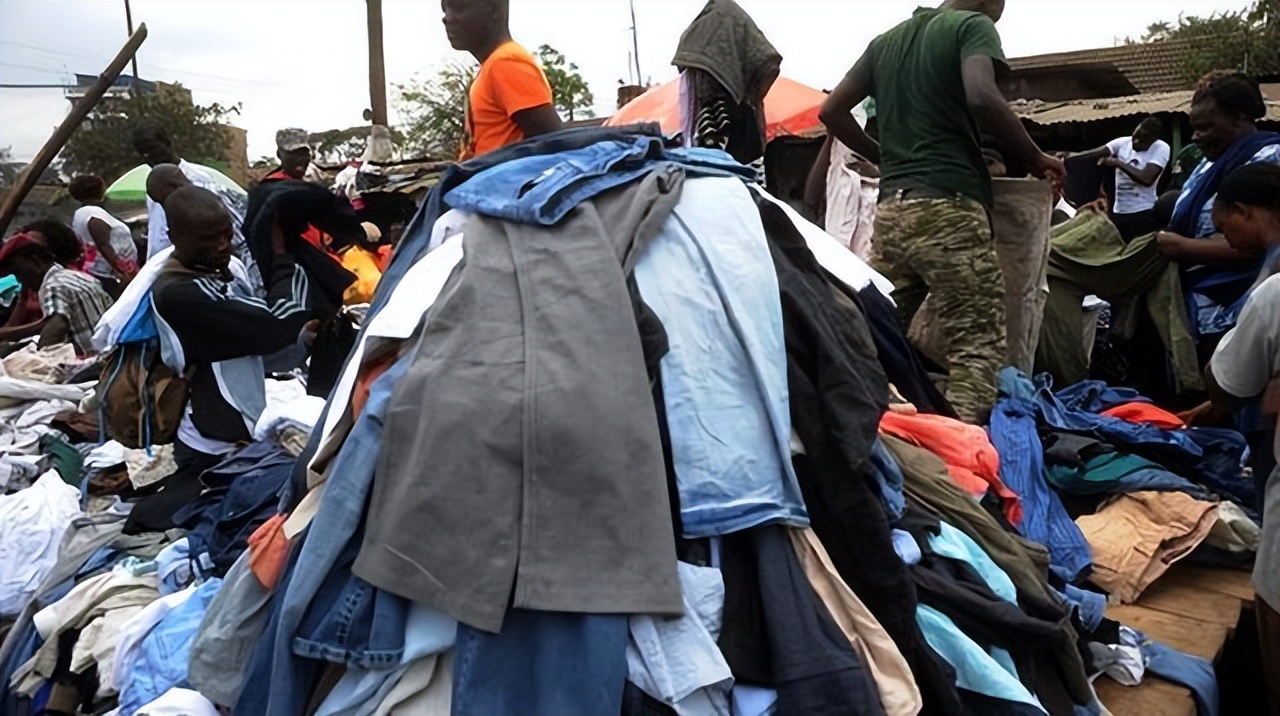 垃圾回收站的旧衣服利润在哪,最新回收垃圾旧衣服