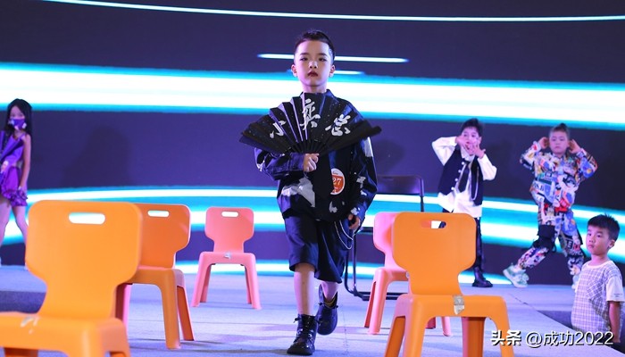 百名萌娃才艺大赛,少儿艺术节儿童走秀