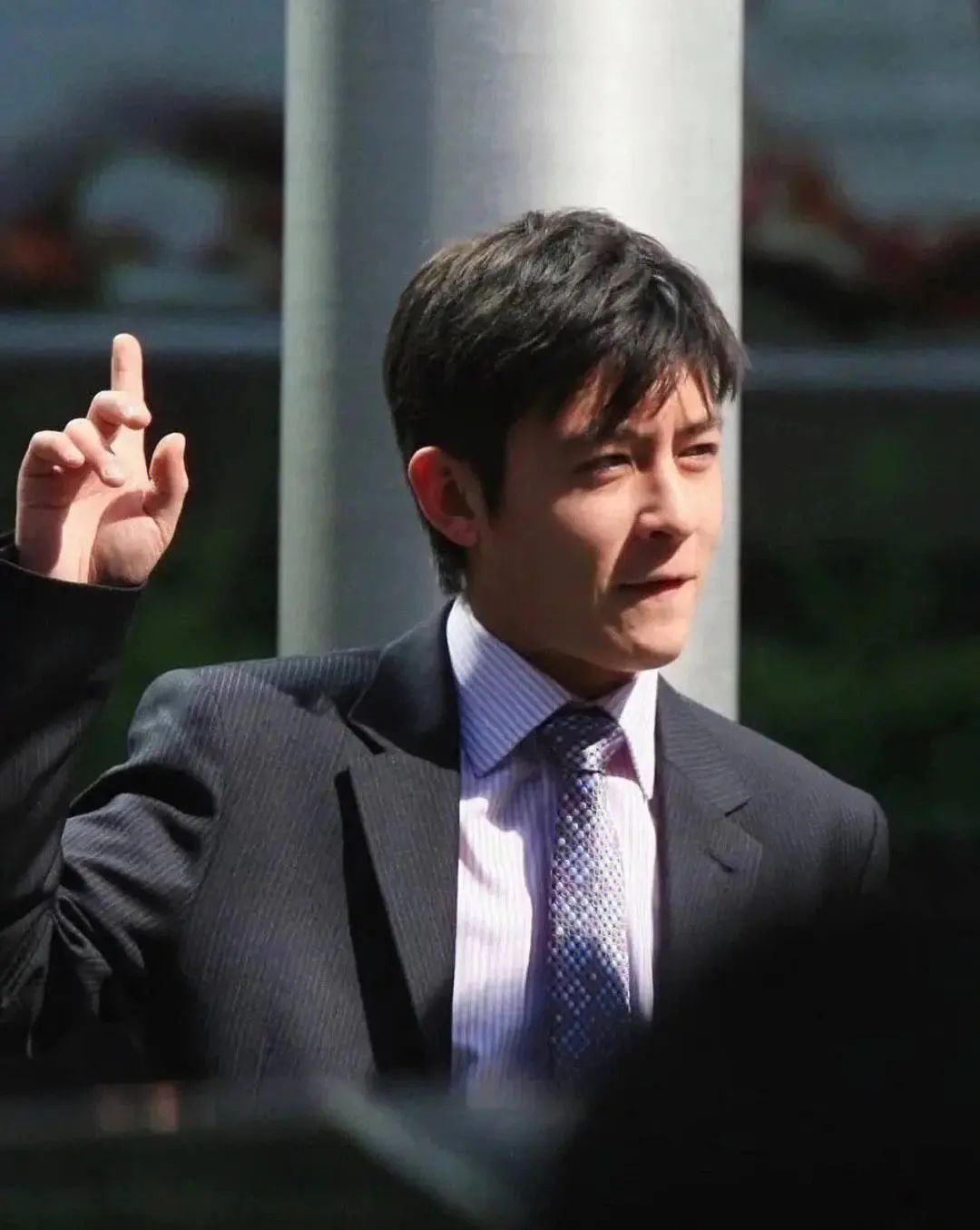 你会把你女朋友的私密照卖了还赌债么？