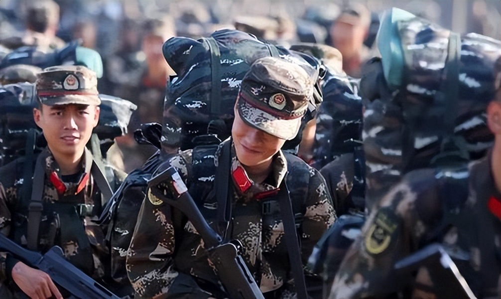 军考培训：大学生参军，直招士官的好处？