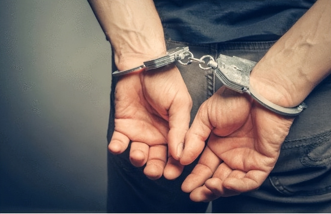 郭利案回顾：女儿因毒奶粉肾脏受损，维权变敲诈，9年后终于平反