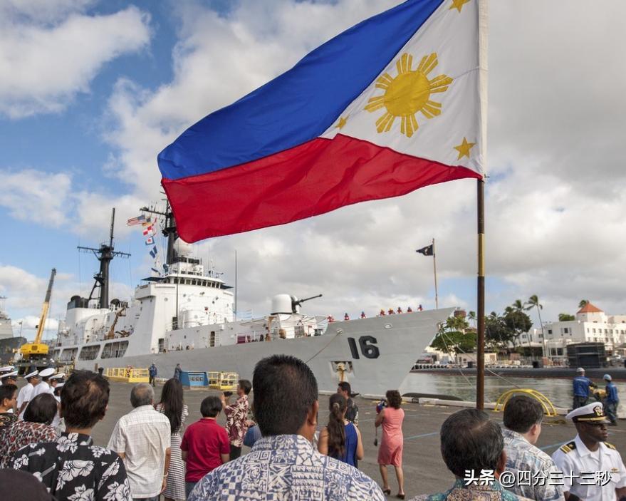 秦刚回国当天，菲律宾巡逻艇开进仁爱礁，中国海警船强势阻击