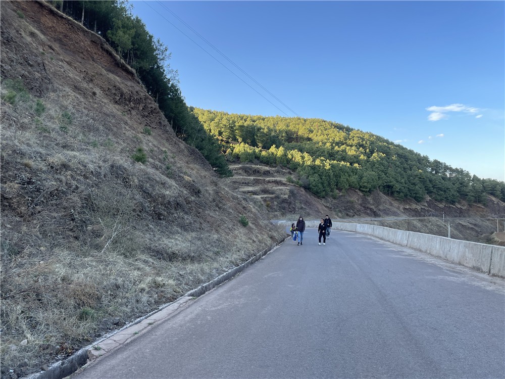 捷豹路虎小学,捷豹路虎助力昭通希望小学