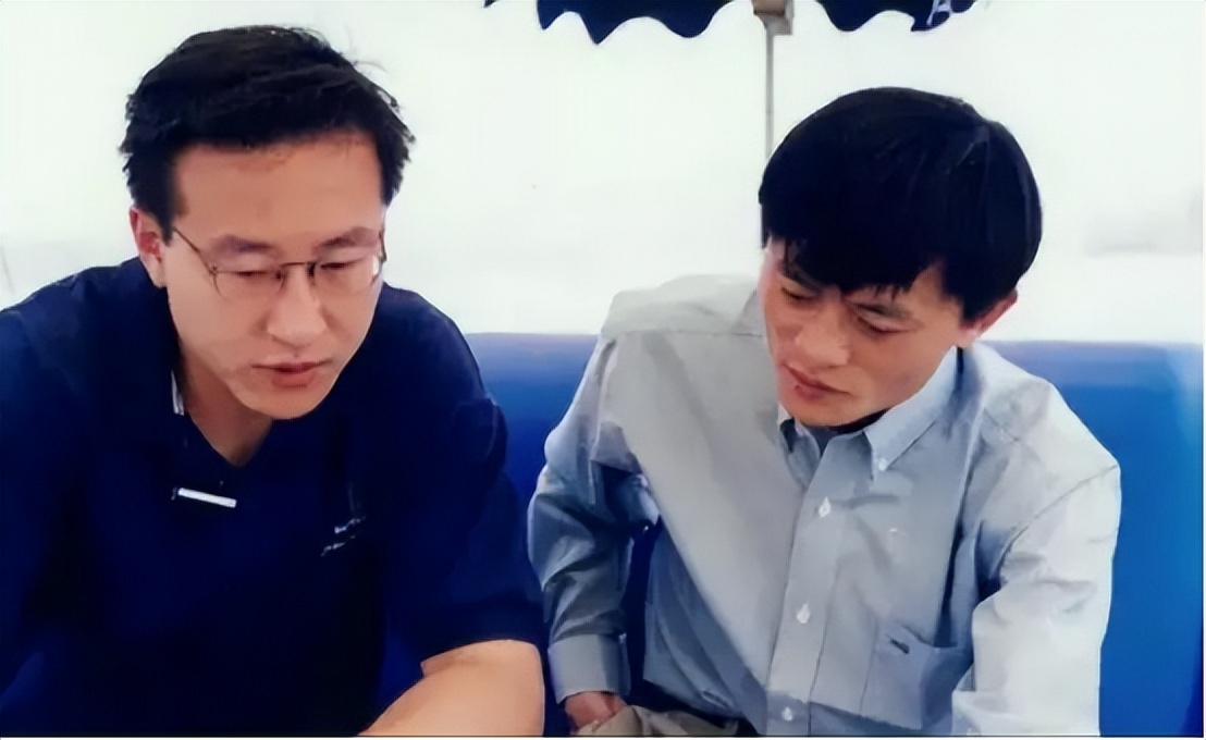 阿里巴巴蔡崇信篮球,蔡崇信薪水买下阿里创始人团队