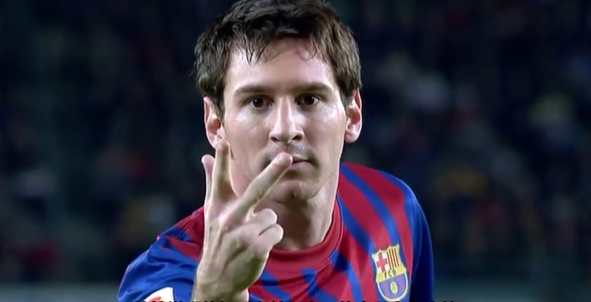 世界球王梅西，竟是圈内有名的耙耳朵，一张照片暴露家庭地位