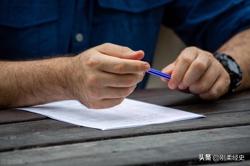 头条上写文章，不论文笔高低，只要你抓住重点都能出爆款