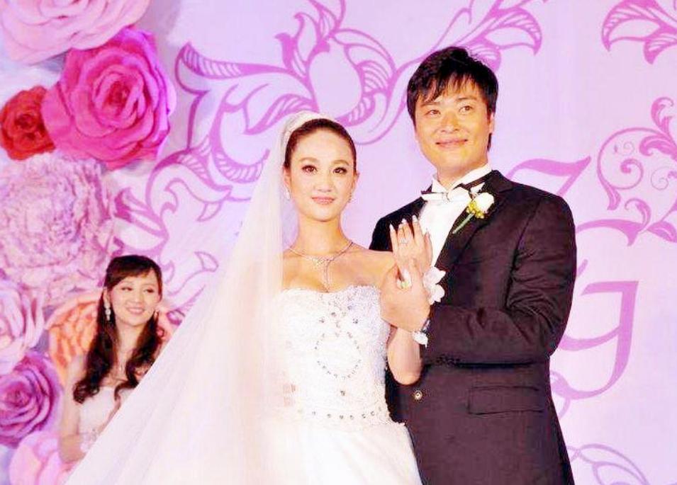 演员张桐：留学时穷得吃狗粮，曾多次自杀未遂，女友陪他走出低谷